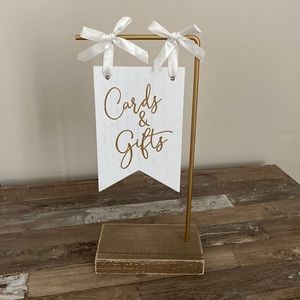Cards & Gifts table sign